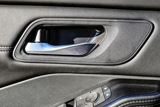 2025 Nissan Rogue SL FWD