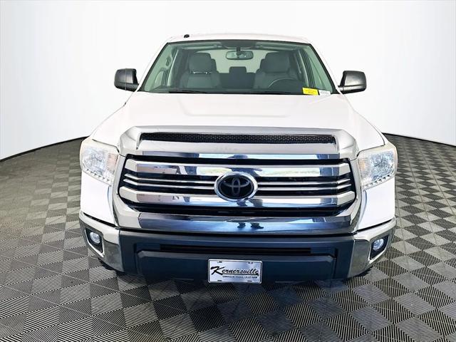 2017 Toyota Tundra SR5 5.7L V8