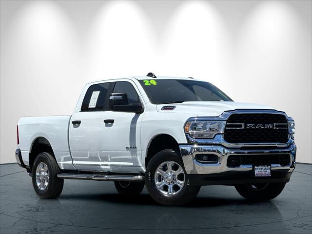 2024 RAM 2500 Big Horn Crew Cab 4x4 64 Box