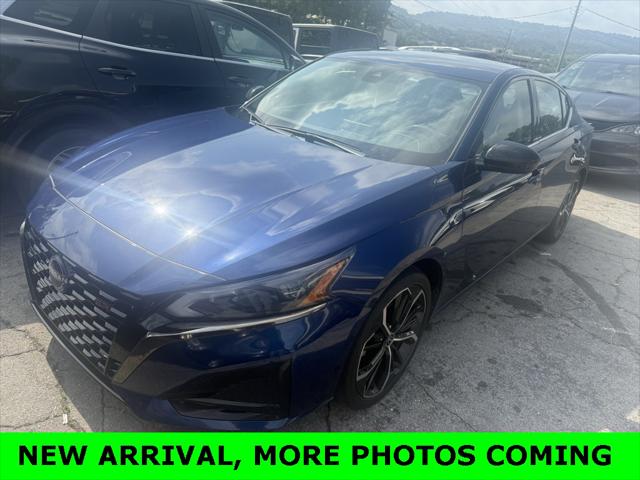 2023 Nissan Altima SR FWD