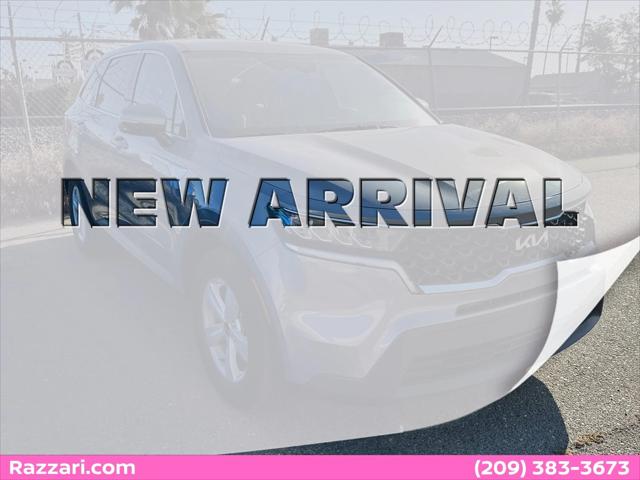 2023 Kia Sorento LX