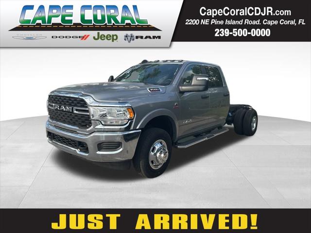 2024 RAM 3500 Chassis Tradesman/SLT/Laramie/Limited