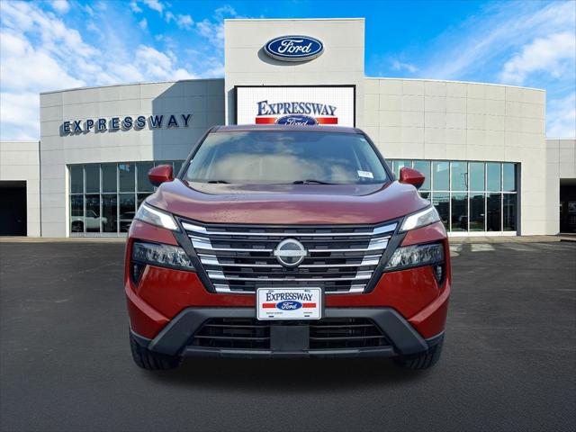 2024 Nissan Rogue SV FWD
