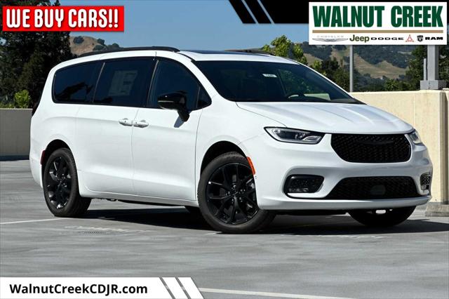 2025 Chrysler Pacifica PACIFICA LIMITED AWD