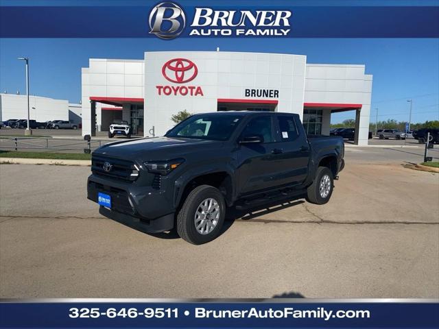 2025 Toyota Tacoma SR 4WD
