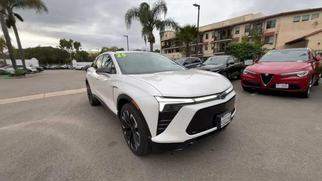 2025 Chevrolet V Blazer eAWD RS