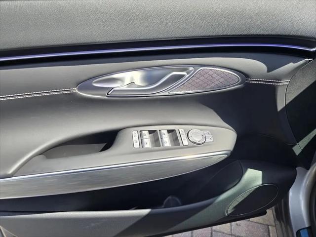 2026 Genesis GV70 Standard
