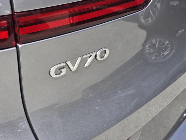 2026 Genesis GV70 Standard
