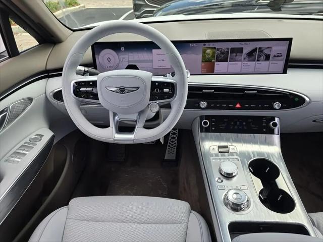 2026 Genesis GV70 Standard