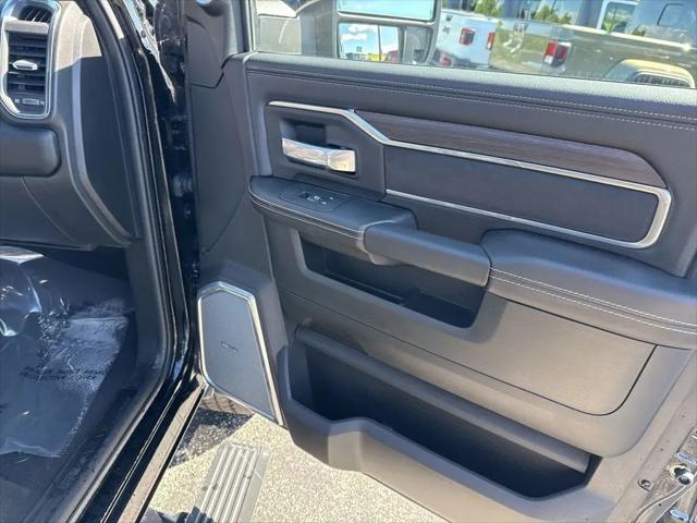 2025 Ram 2500 Laramie Crew Cab 4x4 6'4" Box