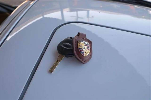 1999 Porsche 911 Carrera