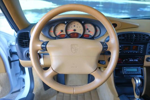 1999 Porsche 911 Carrera
