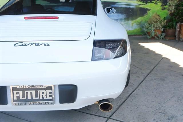 1999 Porsche 911 Carrera