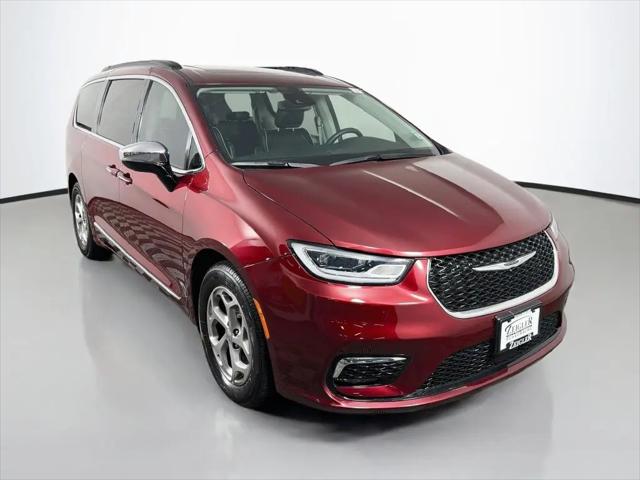 2023 Chrysler Pacifica Limited for sale in Schaumburg, IL
