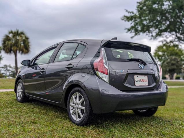 2015 Toyota Prius c One
