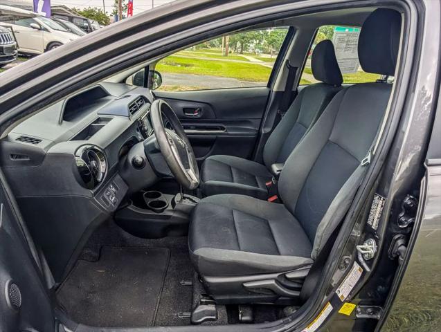 2015 Toyota Prius c One