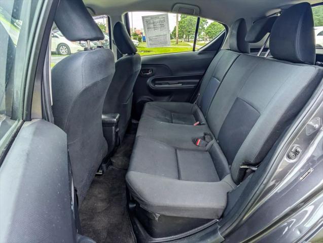 2015 Toyota Prius c One