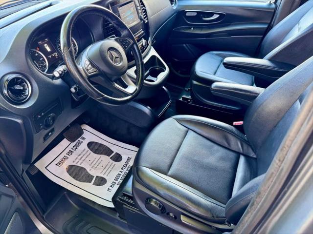 2022 Mercedes-Benz Metris Base
