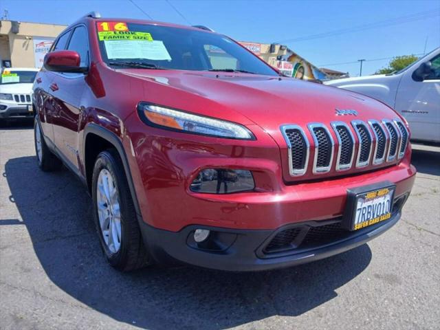 2016 Jeep Cherokee Latitude for sale in Oakdale, CA