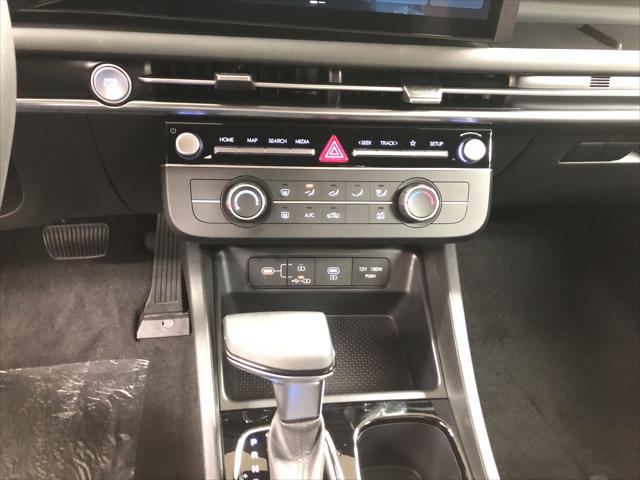 2025 Hyundai Santa Cruz SE