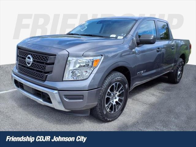 2022 Nissan TITAN Crew Cab SV 4x2