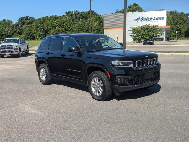 2023 Jeep Grand Cherokee Laredo 4x4