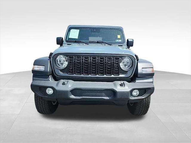 2025 Jeep Wrangler 4-Door Summit 4x4