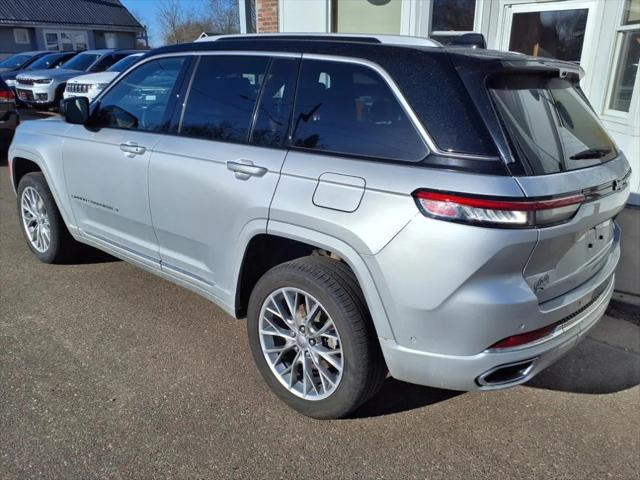 2023 Jeep Grand Cherokee Summit 4x4