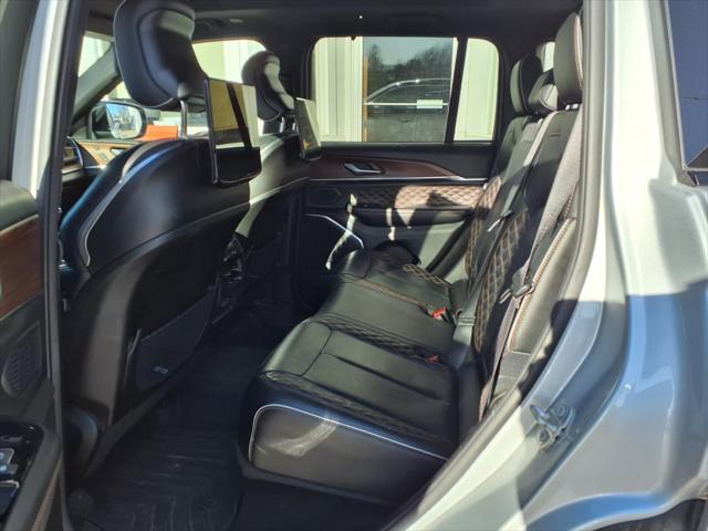 2023 Jeep Grand Cherokee Summit 4x4