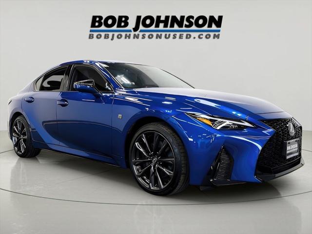 2024 Lexus IS 300 F SPORT Design