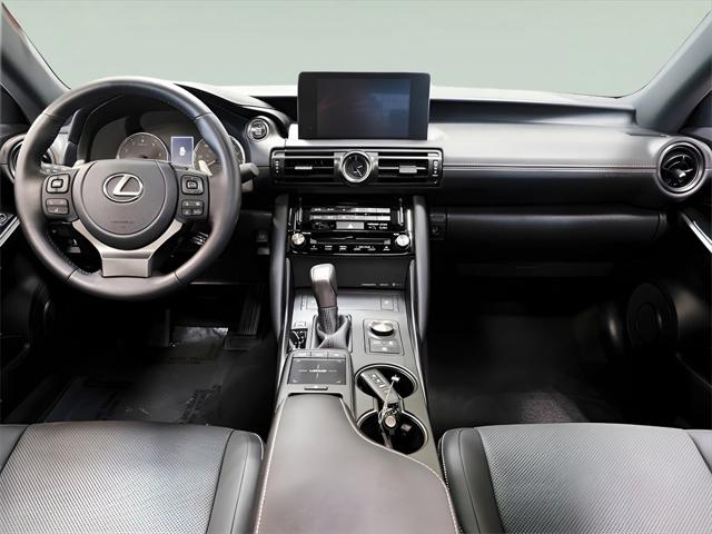 2024 Lexus IS 300 F SPORT Design