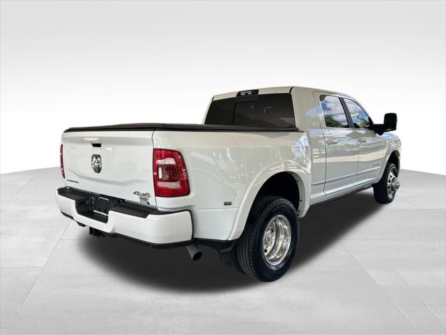 2023 RAM 3500 Limited Mega Cab 4x4 64 Box