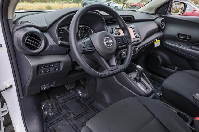 2025 Nissan Kicks S