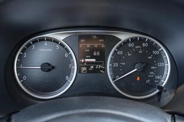 2025 Nissan Kicks S