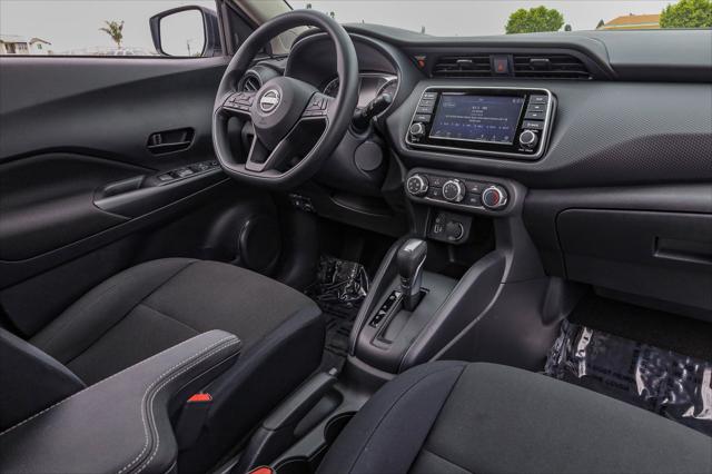 2025 Nissan Kicks S