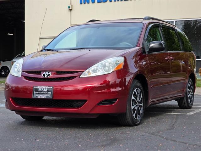 2009 Toyota Sienna LE for sale in Portland, OR