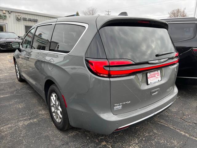 2025 Chrysler Pacifica PACIFICA SELECT