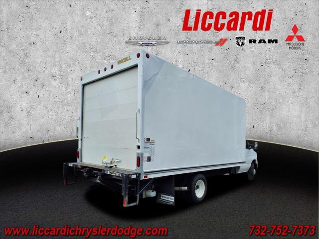 2024 Ford E-350 Cutaway Base
