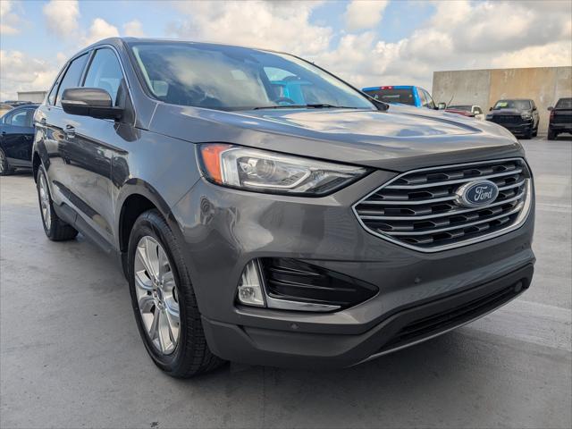 2022 Ford Edge Titanium