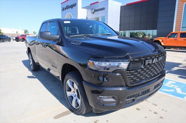 2025 RAM Ram 1500 RAM 1500 TRADESMAN QUAD CAB 4X4 64 BOX