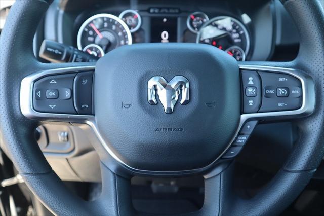 2025 RAM Ram 1500 RAM 1500 TRADESMAN QUAD CAB 4X4 64 BOX