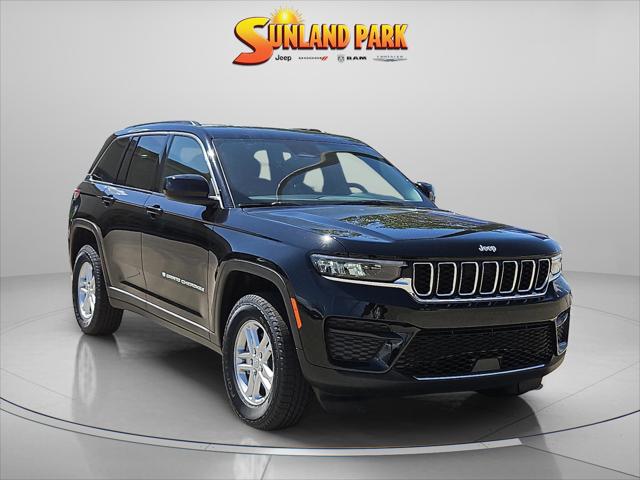 2025 Jeep Grand Cherokee GRAND CHEROKEE LAREDO 4X2