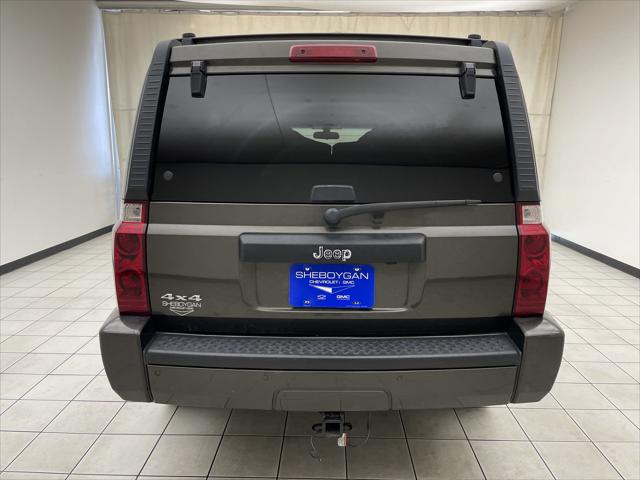 2006 Jeep Commander Base