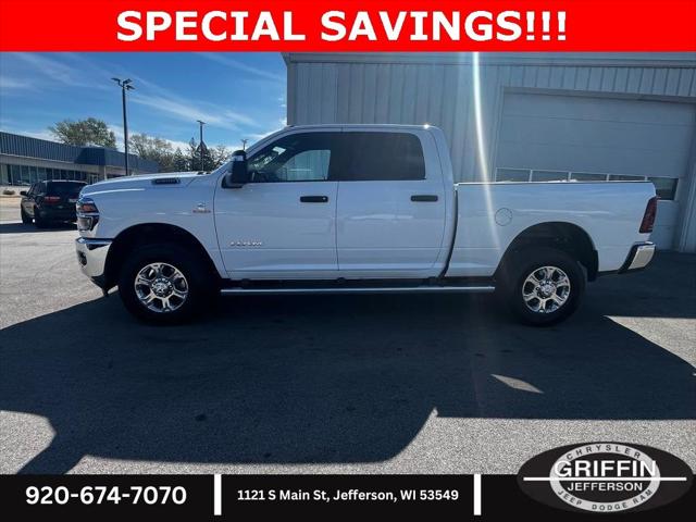 2025 RAM 2500 Big Horn Crew Cab 4x4 64 Box