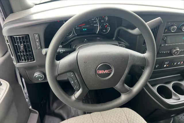 2025 GMC Savana Cargo RWD 2500 Regular Wheelbase Work Van
