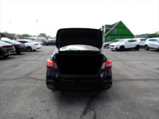 2019 Nissan Sentra SR