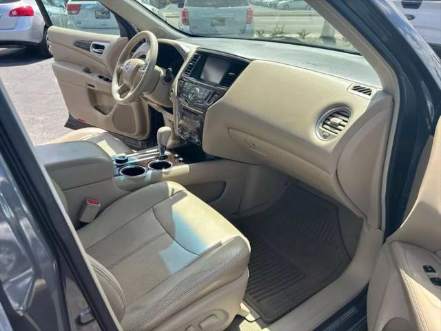 2013 Nissan Pathfinder Platinum