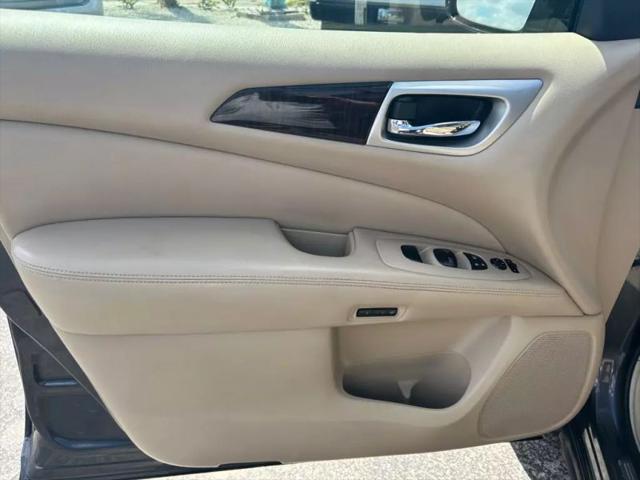 2013 Nissan Pathfinder Platinum