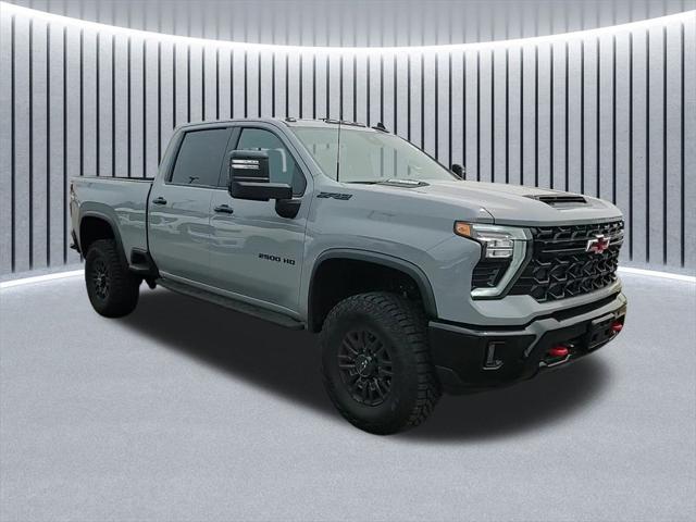 2025 Chevrolet Silverado 2500HD 4WD Crew Cab Standard Bed ZR2