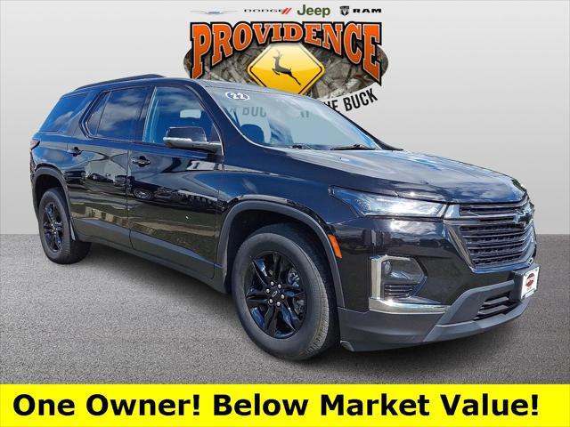 2022 Chevrolet Traverse AWD LT Leather